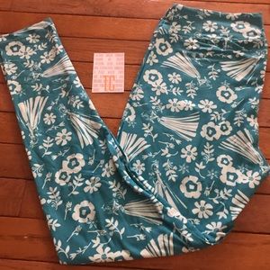 LuLaRoe Disney TC Leggings